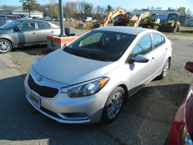 Kia Forte LX 2014 à vendre Kia
Forte LX
2014